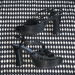Mudd Y2K satin black platform heels size 7
